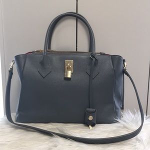 Samantha Thavasa satchel (gray)